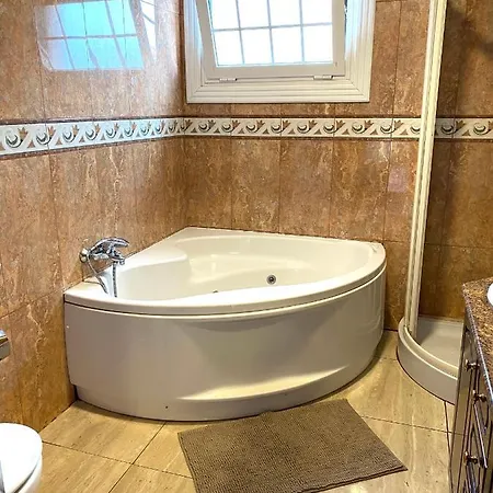 Hotel Adeje Galeon *