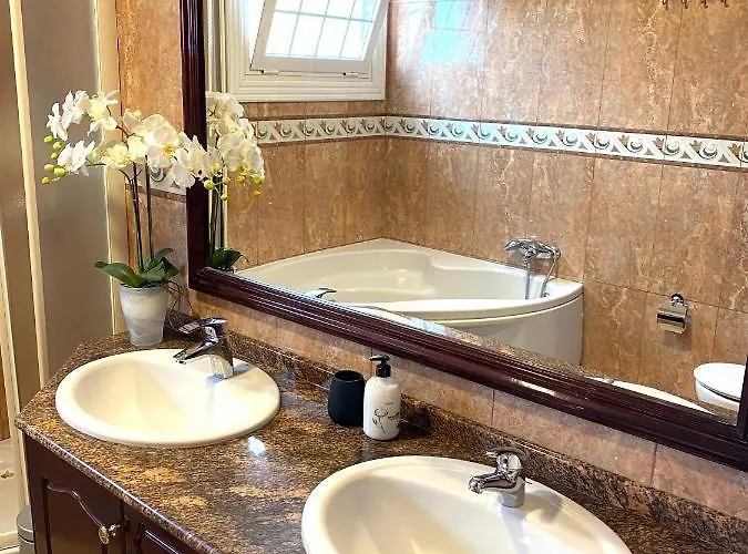 Adeje Galeon * Адехе