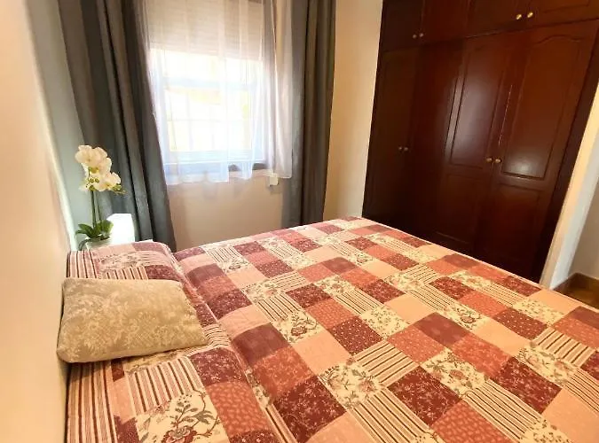 Adeje Galeon מלון