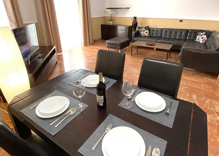 Adeje Galeon * אדחה